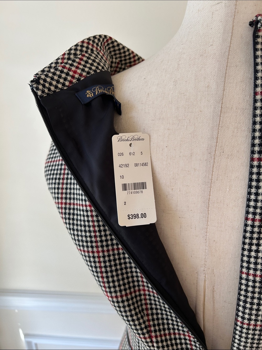 Brooks Brothers Black and Red Houndstooth Sheath Dress - Picture 7 of 8